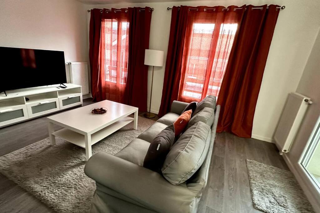 Appartement Cozy - Quartier Residentiel Melun Exterior foto
